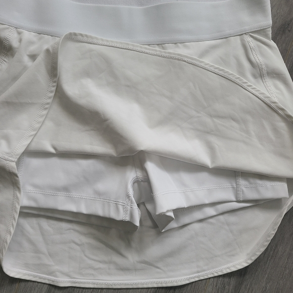 TNA ACTION MOVE RALLY SKIRT SIZE SMALL - Picture 4 of 6